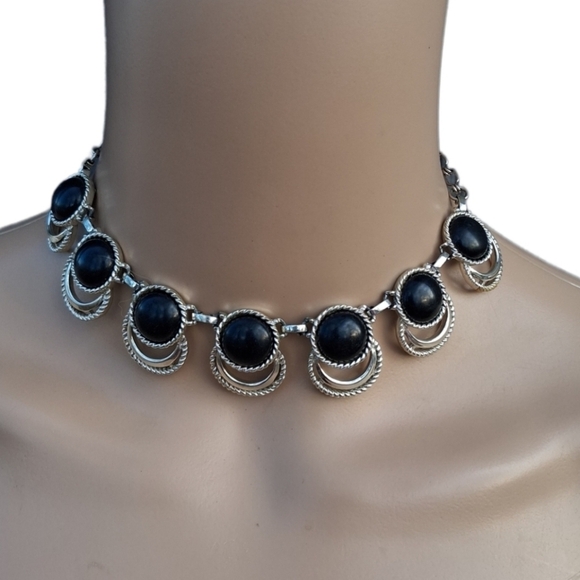 Sarah Coventry Jewelry - 🖤 1959 Sarah Coventry "Bold and Beautiful" Black Cabochon Choker Necklace
